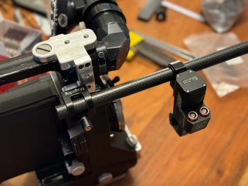 Aaton LTR/XTR top mounting block